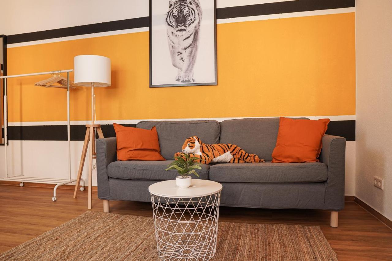 Fullhouse - Halle - T28 - Tiger Apartment ภายนอก รูปภาพ