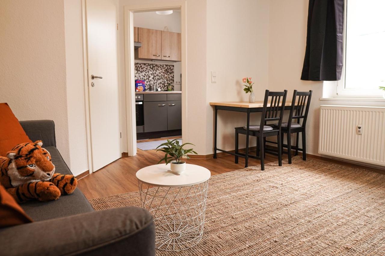 Fullhouse - Halle - T28 - Tiger Apartment ภายนอก รูปภาพ